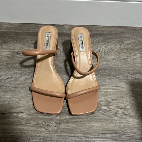 Steve Madden Nude Block Heel Sandals - Picture 2 of 6